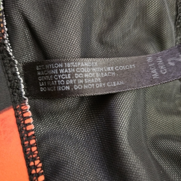 Colocean Colorful Abstract One Piece Swimsuit Tummy Control Size 18/20 Plus - Picture 8 of 10